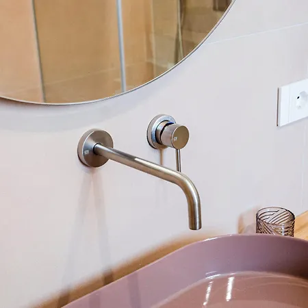 Neró Bed & Breakfast 4*
